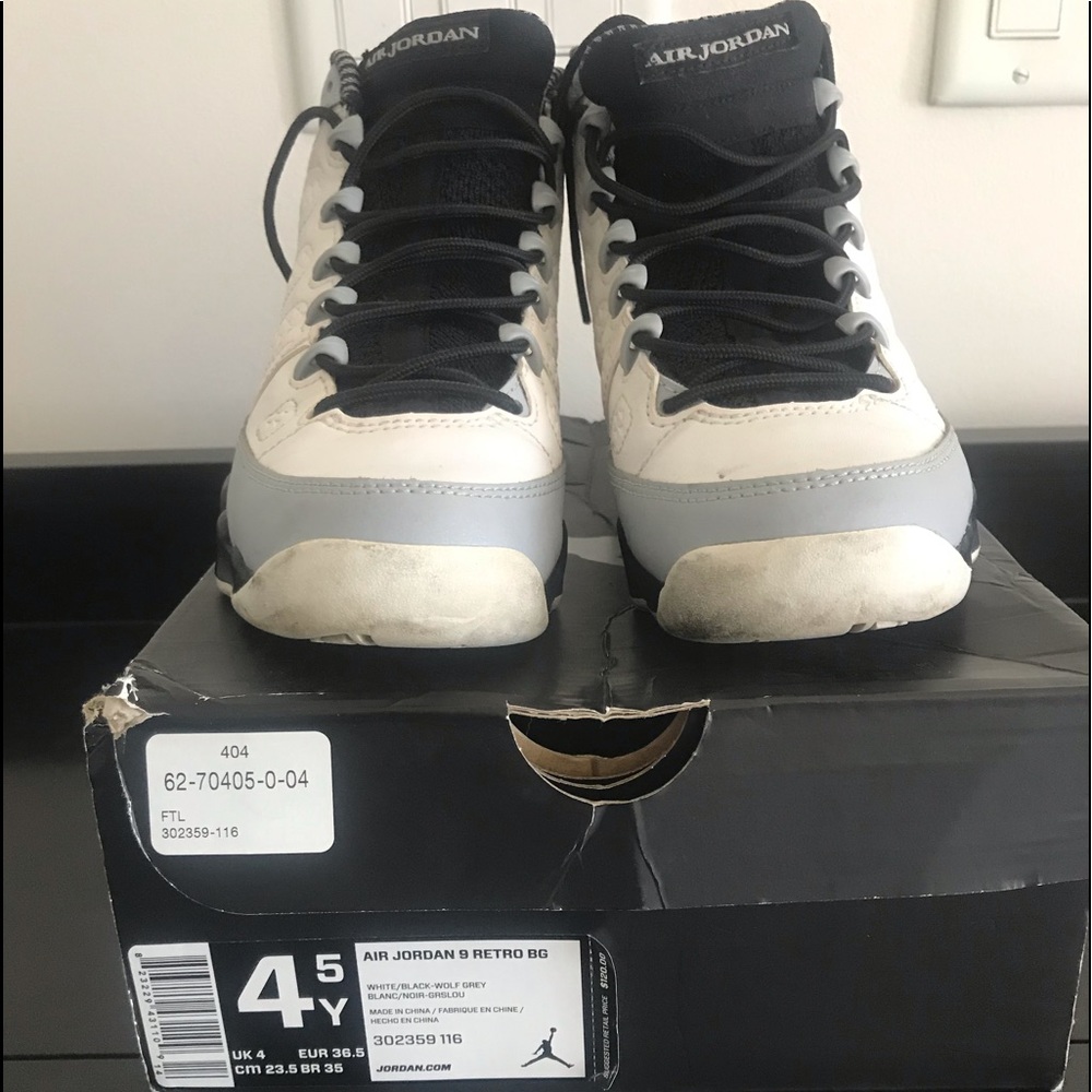 Air Jordan’s 9 Retro BG